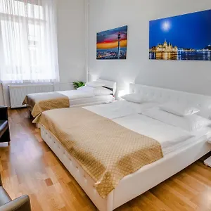 Bed and breakfast Anabelle Bed And Budapest